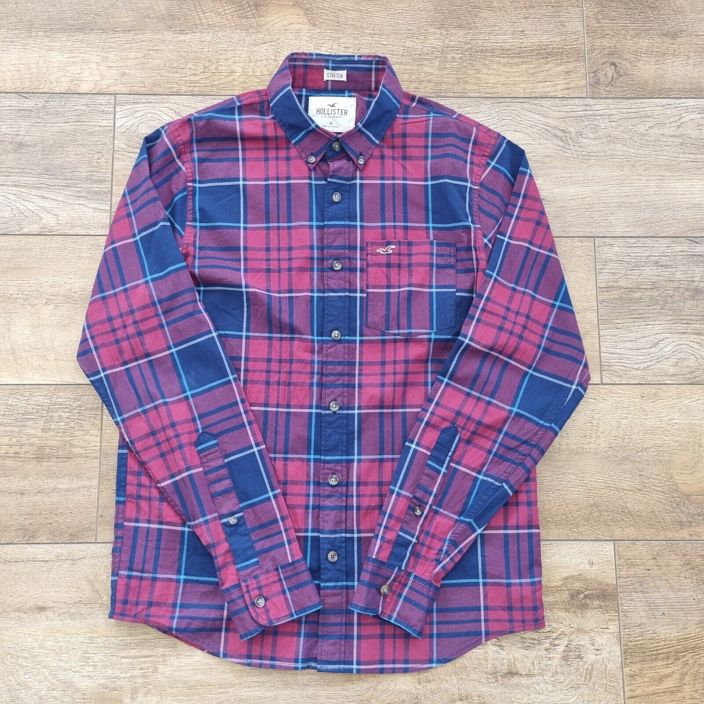 Hollister Wine Red Plaid Muscle Fit Stretch Button Down Shirt