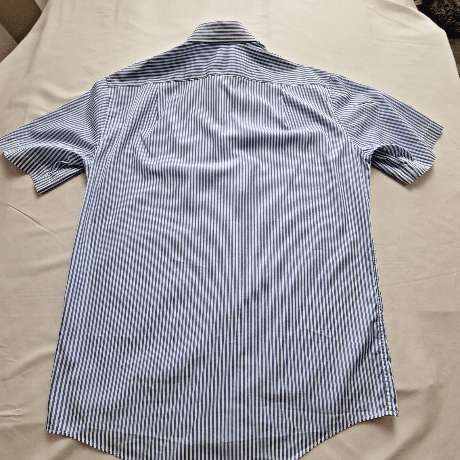 Lacoste Mens Short Sleeve Pin Stripped Blue Shirt 100% Cotton excellent Conditio - Bonnie Lassio
